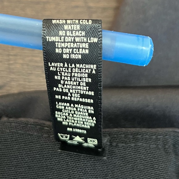 SKIMS All-In-One Shine Scoop Neck Long Sleeve Catsuit Jumpsuit Onyx Sz XL - Picture 5 of 10